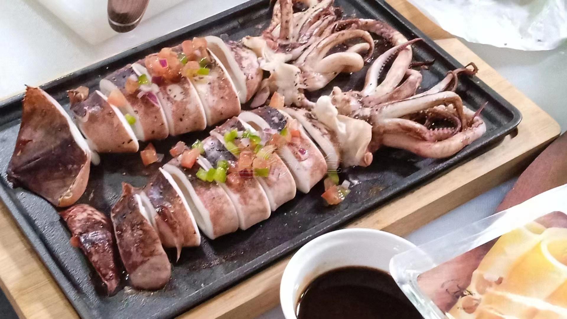 潜深 冷冻鱿鱼（1kg*10包/箱）